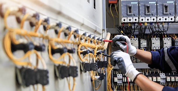 Professional Electrician technician working in Sunflower, MS